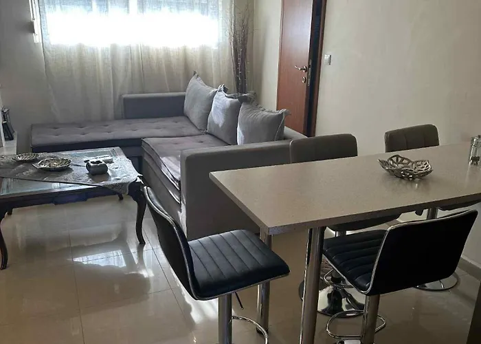 Sunny Garden Проживание в семье